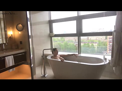 ❤️ Enorm babe som passionerat runkar av sin fitta i badrummet Anal video at porn sv.josporn-com.ru ❤